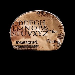 Giovane pretty cosmetic bag